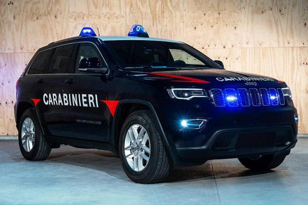 Полиция Италии получила бронированные Jeep Grand Cherokee