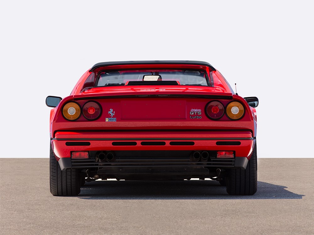 Автомобиль для бережливых итальянцев - Ferrari GTS Turbo