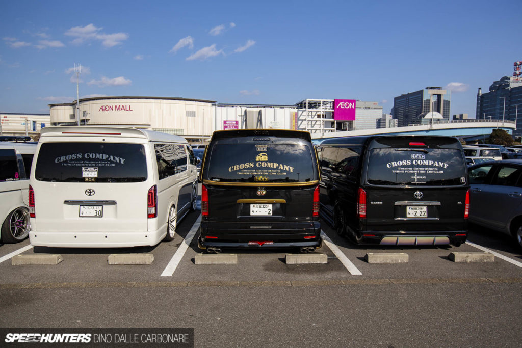 JDM-тюнинг - настоящий Токийский автосалон проходит на парковке