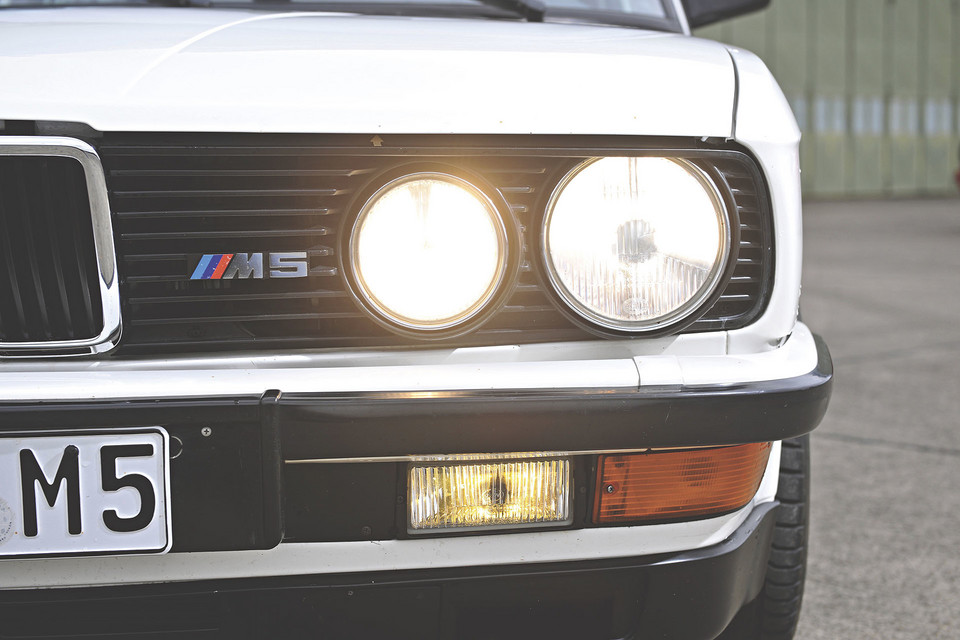 Какими были спортивные автомобили в 1980 годы?