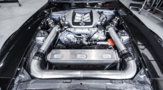 Datsun 240Z с двигателем Nissan GT-R R35