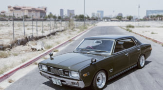 Стиляга из 70-х Nissan Gloria