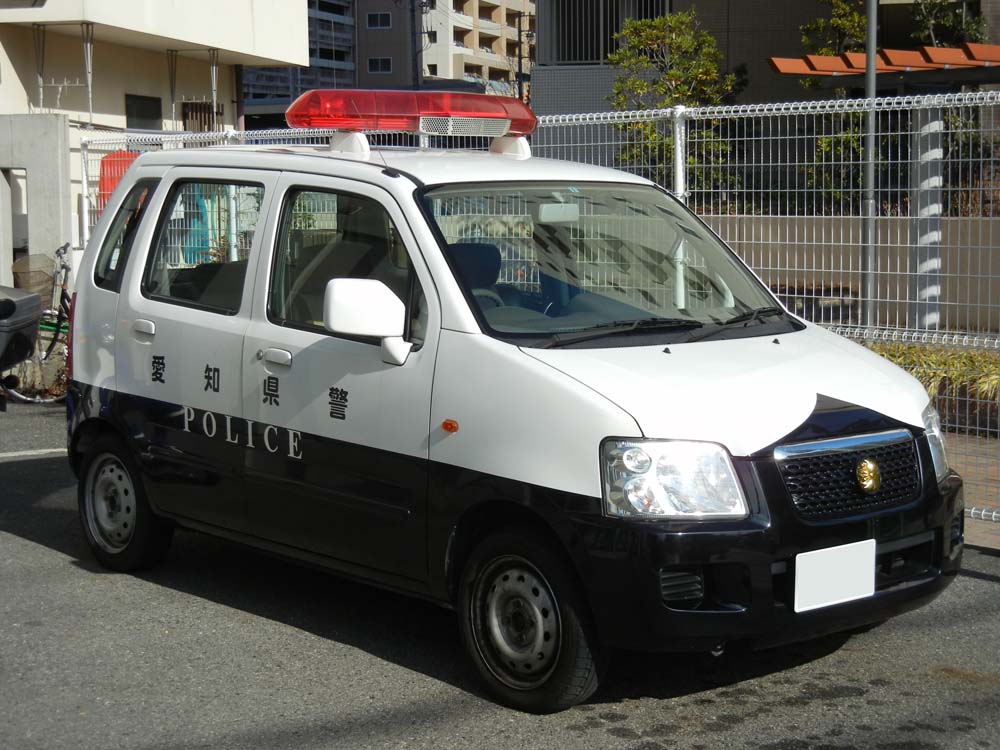 Автомобили национальной полиции Японии